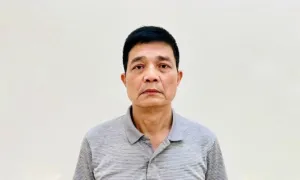 Luật ngầm tiền 'bôi trơn hồ sơ' tại Cục An toàn thực phẩm